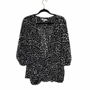 JENNIFER LOPEZ Faux Wrap V-Neck Blouse 3/4 Sleeve Black & White Size 1X